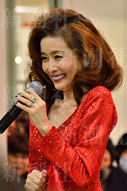 W杯開幕で大活躍 小柳ルミ子 が本誌に語った カウンターアタック転身 デイリー新潮 W杯開幕で大活躍 小柳ルミ子 が本誌に語った カウンターアタック転身 デイリー新潮