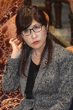 稲田朋美