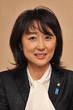 中川郁子