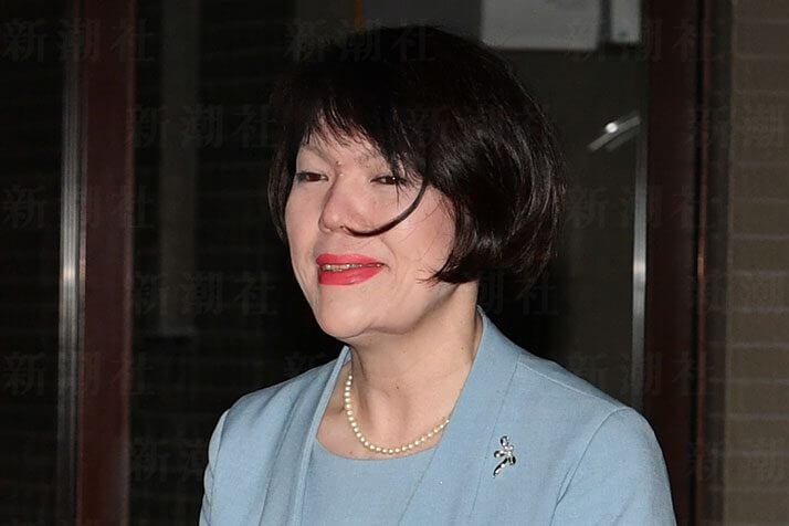 小室佳代