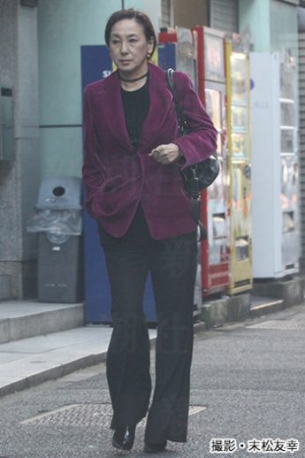 猪瀬直樹氏 が女優の 蜷川有紀さん と婚約 交際発覚は本誌が報じた 週末婚 ショット デイリー新潮 猪瀬直樹氏 が女優の 蜷川有紀さん と婚約 交際発覚は本誌が報じた 週末婚 ショット デイリー新潮