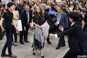 イモトアヤコも驚いた安室奈美恵の“台湾人気” ファッション誌も