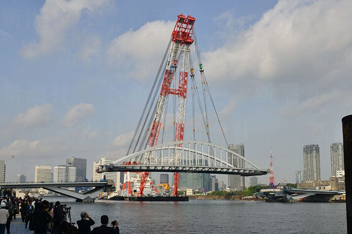 環状2号線の一部で隅田川の一番橋（勝鬨橋）（14年5月7日撮影）