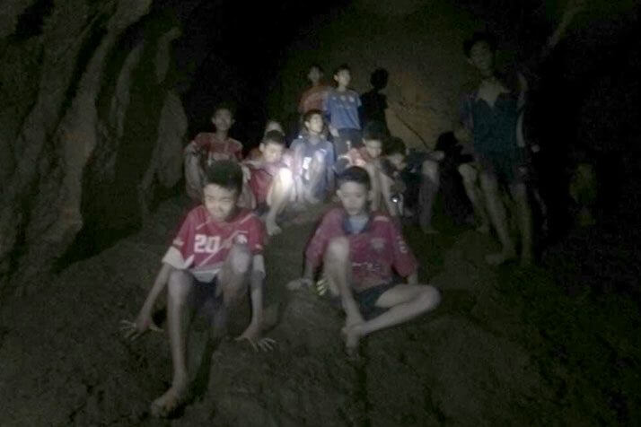 タイ洞窟・少年たち