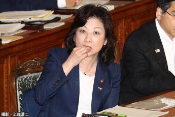 野田聖子（撮影・上森清二）