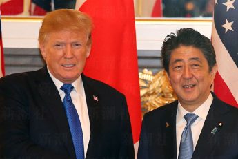 トランプ大統領、安倍首相