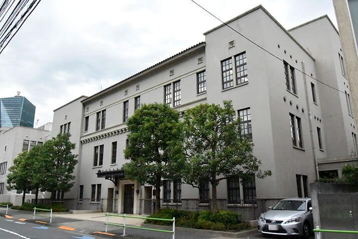 東洋英和女学院