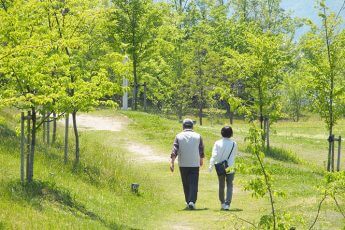 「骨粗鬆症」予防の運動術とは（写真はイメージ）