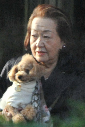 細木数子 後継養女がテレビ進出 ささやかれる 御代替わり 終活入り デイリー新潮