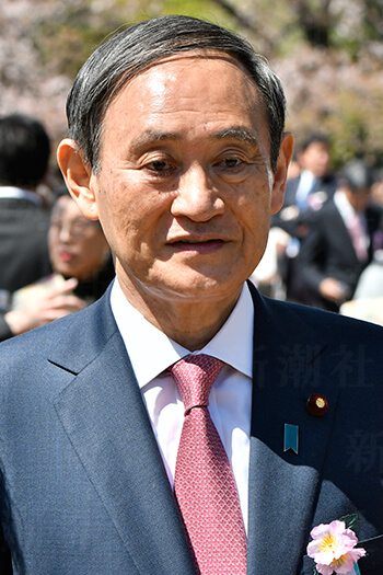 令和おじさん がポスト安倍に急浮上 菅官房長官のアキレス腱とは デイリー新潮 令和おじさん がポスト安倍に急浮上 菅官房長官のアキレス腱とは デイリー新潮