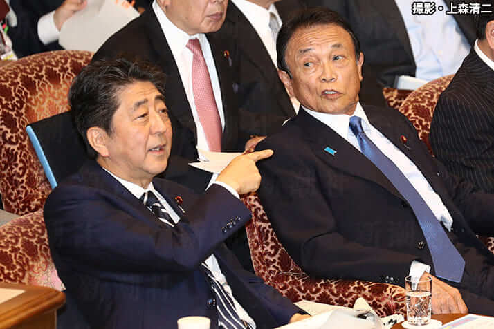 安倍晋三、麻生太郎（撮影・上森清二）