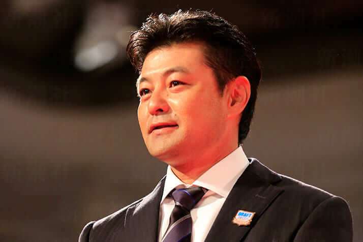 広島カープ 緒方監督が怠慢選手に パンチ6発 今どき鉄拳制裁は是か非か デイリー新潮