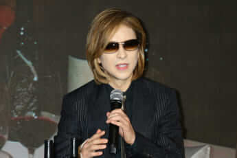 YOSHIKI