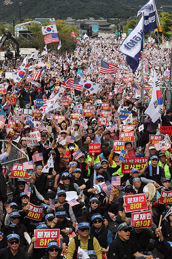 弾劾 ムンジェイン 韓国のムン・ジェイン大統領「反日ブレーン」は“日本人”