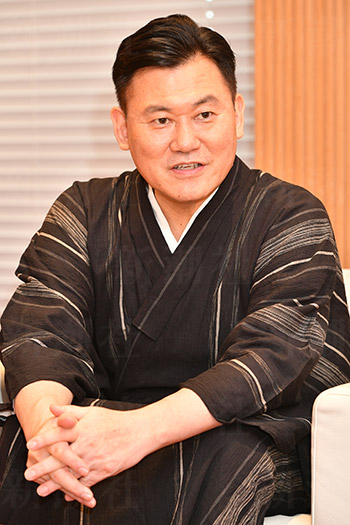 三木谷浩史