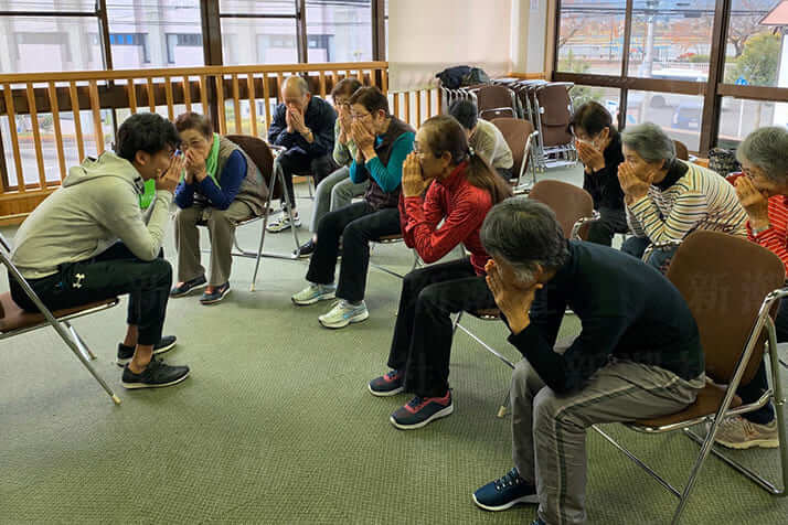 「考える人体操」の実践風景