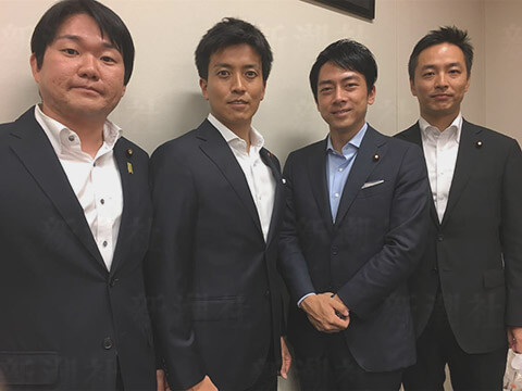 山下雄平議員、小林史明議員、小泉議員、村井英樹議員