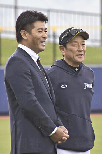 今季が正念場 崖っぷち監督 は日ハム 栗山 Dena ラミレス それ以外にも デイリー新潮