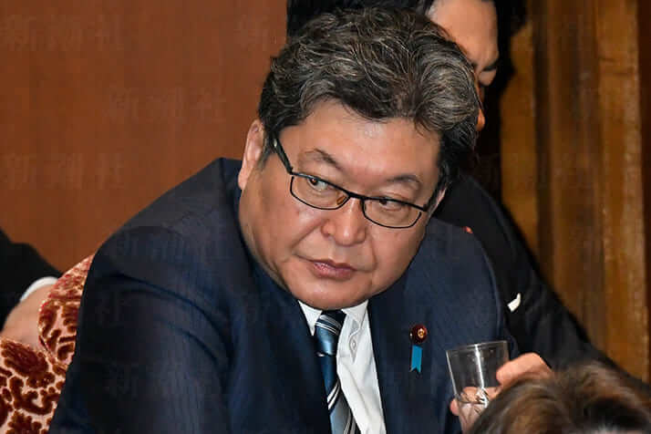 萩生田政調会長が辞任の意向  キックバックを受け、収支報告書に記載していなかった