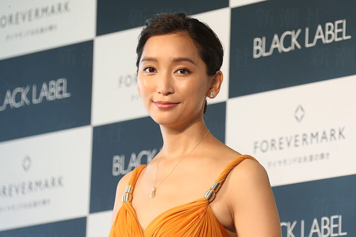 杏が苦悩する実母との骨肉裁判 “母は霊能者に心酔”“自分の稼ぎで借金返済”の主張(写真1) | デイリー新潮