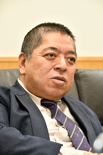 佐藤優氏