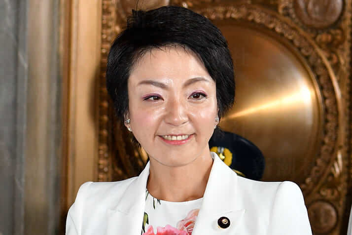 河井案里