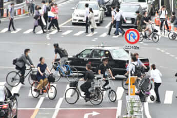 横断歩道自転車走行