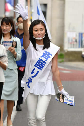 都知事選のウラで 北区都議補選 女たちの天王山 デイリー新潮