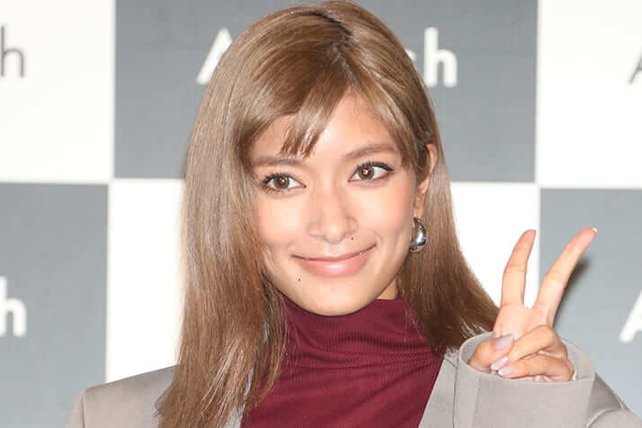 ローラ