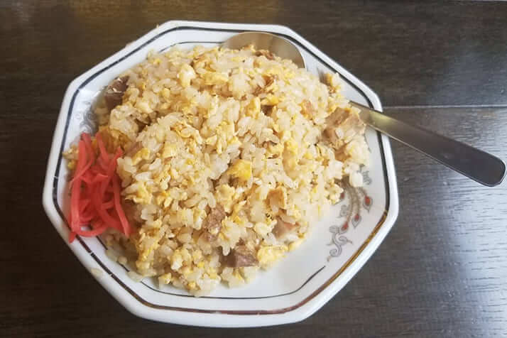 「松葉」のチャーハン