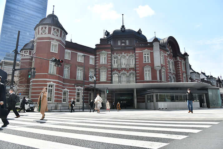 緊急事態宣言後の東京駅