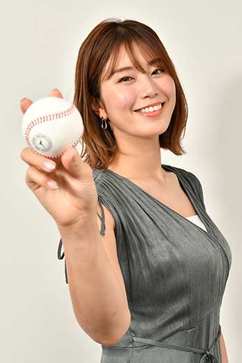 稲村亜美