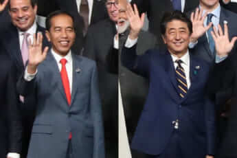 ジョコ・ウィドド、安倍晋三