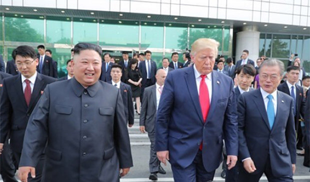 日米間軍事同盟を軽視して北に接近する文政権
