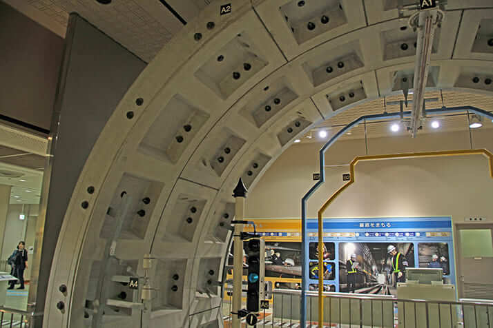 シールドトンネルの模型02