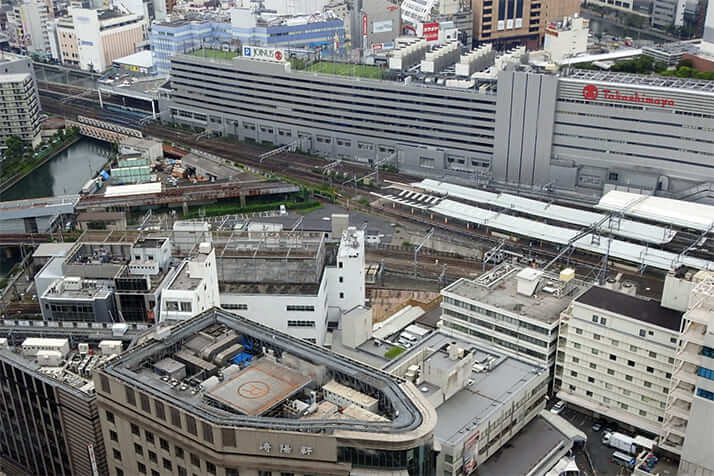 「横浜駅」