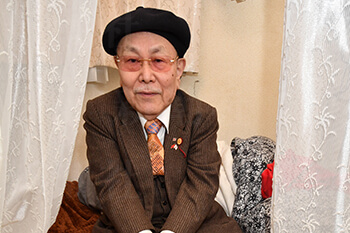 年利876％」、目の前に積み上げた「現ナマ」の力 350億円を巻き上げた