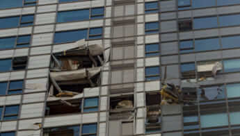 ロッテワールドタワー近くのマンション事故