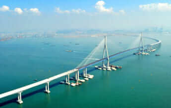仁川空港から仁川市内の松島に至る仁川大橋は日本の長大が設計