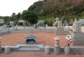鎌倉霊園の墓地