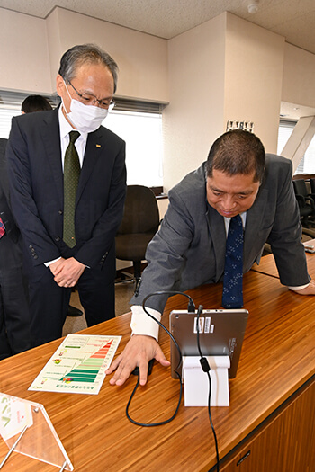 山口聡、佐藤優