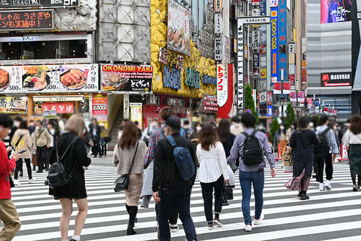 コロナだが混雑する新宿（2020年10月25日）