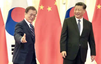 中国には屈辱的な外交を続ける