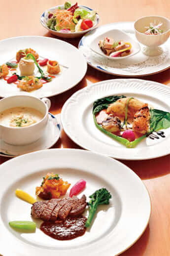 「トックブランシュ」料理