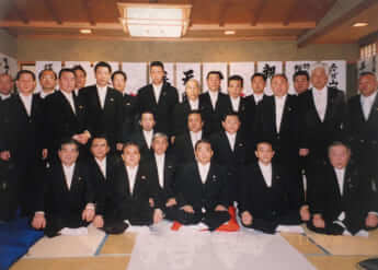 男になりたかった ヒットマンに無期懲役 裁判の傍聴にやってきた 親分 への思いとは デイリー新潮 男になりたかった ヒットマンに無期懲役 裁判の傍聴にやってきた 親分 への思いとは デイリー新潮