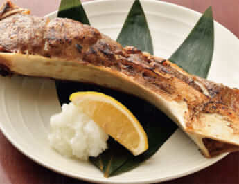 まぐろのカマ塩焼き