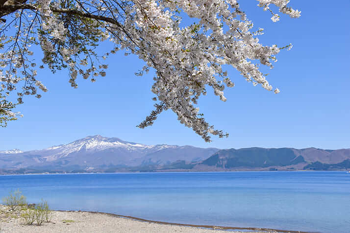 秋田県・田沢湖