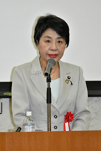 上川陽子