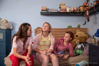 「SNS-少女たちの10日間-」