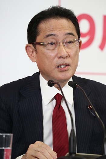 岸田文雄